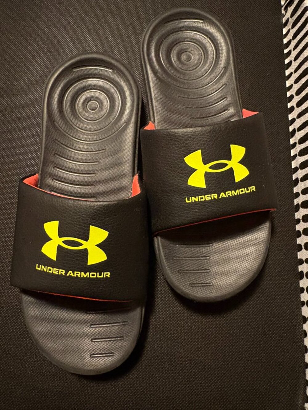 UNDER ARMOUR SUMMER SLIDES (KIDS) ***NEW***